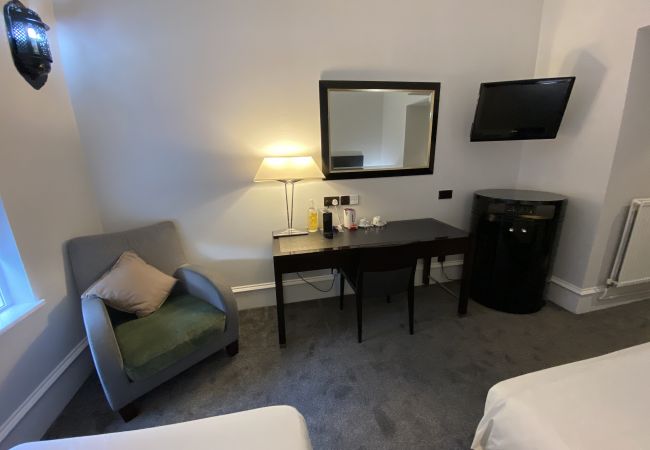 Edinburgh - Rent by room