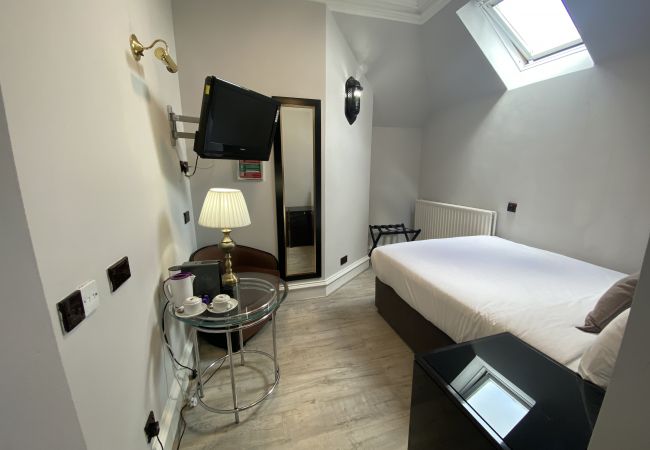 Edinburgh - Rent by room