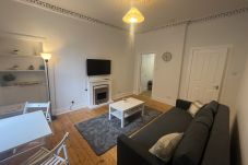 Apartment in Edinburgh - - Leith Walk Flat